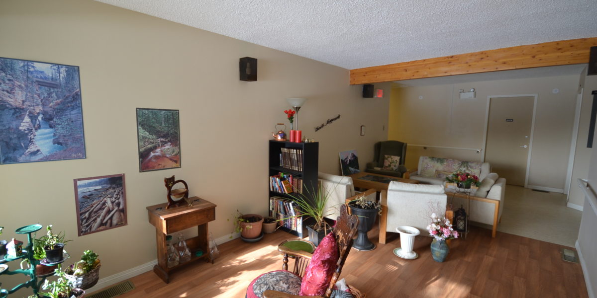 Lakeview Manor Senior Independent Living Facility in Gunn, Alberta