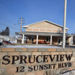 tab-slider-spruceview-lodge